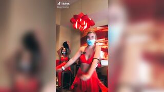 Sexy TikTok Girls: These waitresses nowadays, man #2