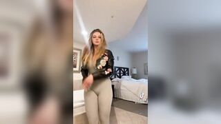 Sexy TikTok Girls: can't get enough of that phat ass.... #3