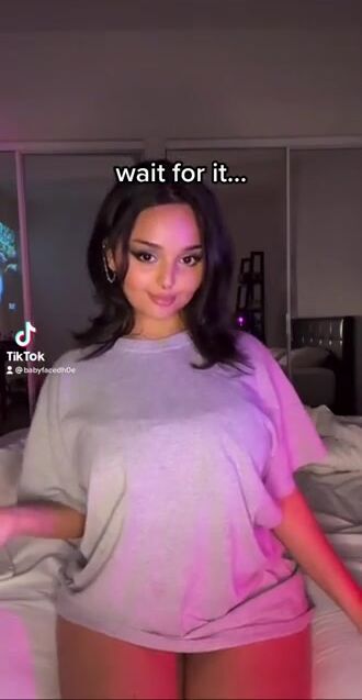 what do you think of my mortal kombat kitana cosplay? ????