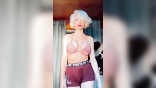 Sexy TikTok Girls: What do you think of Bianca? #4