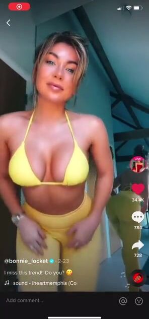 @bonnie_locket check out her account won’t regret it