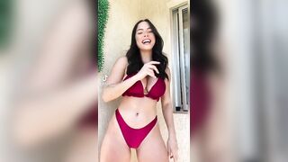 Sexy TikTok Girls: Giggle try on #2