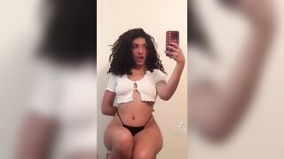 Sexy TikTok Girls: This girl makin me stutter #4