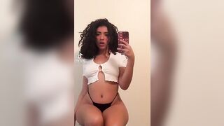 Sexy TikTok Girls: This girl makin me stutter #2