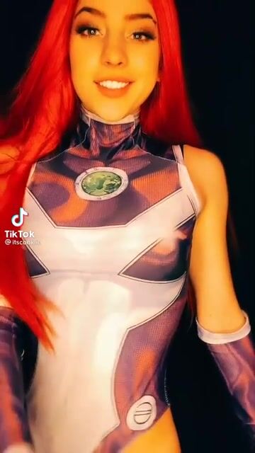 A thot cosplaying as a thot, whats not to like