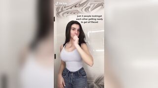 Sexy TikTok Girls: That waist #1