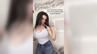 Sexy TikTok Girls: That waist #3