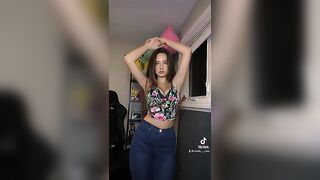 Sexy TikTok Girls: Her curves #4