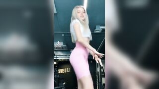 Sexy TikTok Girls: She’s cute asfff #3