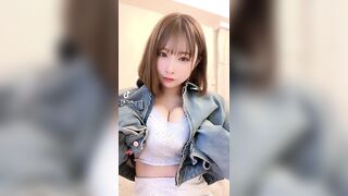 Sexy TikTok Girls: Busy asian #2