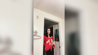 Sexy TikTok Girls: That under boob though #3