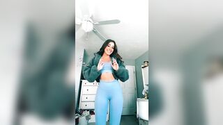Sexy TikTok Girls: The recoil on her ass! ♥️♥️ #1