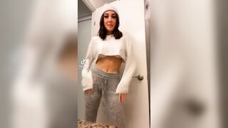 Sexy TikTok Girls: Her ass really just said boing #2