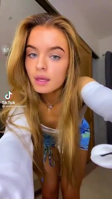 Her ass looks so good in that ????