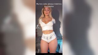 Sexy TikTok Girls: Her ass is phat #2