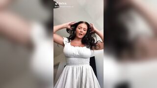 Sexy TikTok Girls: Boob shake #4