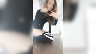 Sexy TikTok Girls: Work that ♥️♥️ #1