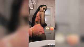 Sexy TikTok Girls: O M G ♥️♥️♥️♥️ #4