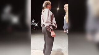 Sexy TikTok Girls: That thing is phat #3