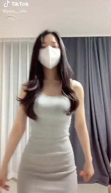 Korean girls make me weak