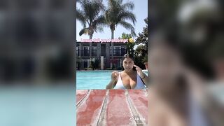 Sexy TikTok Girls: Wet tiddies #4