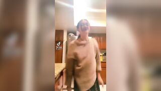 Sexy TikTok Girls: that thang thangin #2