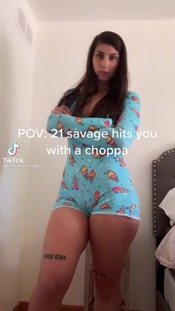 Booty, thighs, and toe… what more could you ask for?