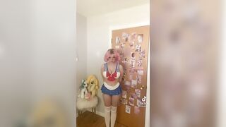 Sexy TikTok Girls: shes about average height #4