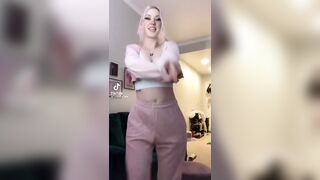Sexy TikTok Girls: Love this transition #2