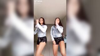 Sexy TikTok Girls: Find the differences in them #1