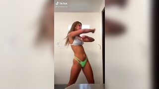 Sexy TikTok Girls: Now do it facing the other way #1