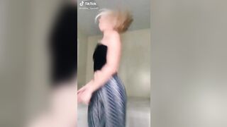 Sexy TikTok Girls: Love these pants #2