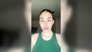 Sexy TikTok Girls: Love that monster ass #1