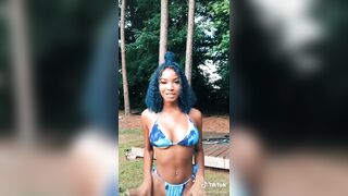 Sexy TikTok Girls: Blue Hair Queen #4