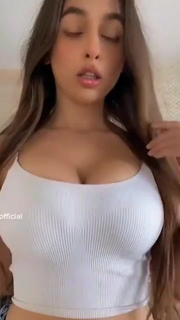 Compiled and muted so we can enjoy this thots bouncing titties in peace, gentlemen.