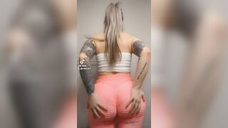 Sexy TikTok Girls: Probably not her real tiktok but damn #4