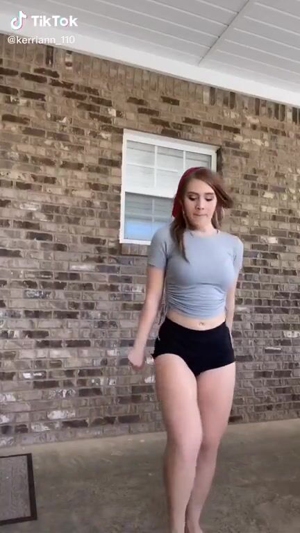 Love me some short shorts