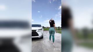 Sexy TikTok Girls: That shit too fat #4