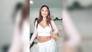 Sexy TikTok Girls: Prolly one of the best looking women on tik tok! #2