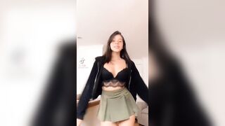 Sexy TikTok Girls: Wish this thot would show a little ♥️♥️ #1