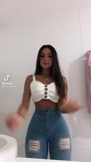 How big are those thighs?!