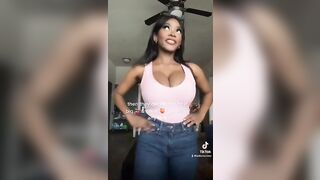 Sexy TikTok Girls: shes right #4
