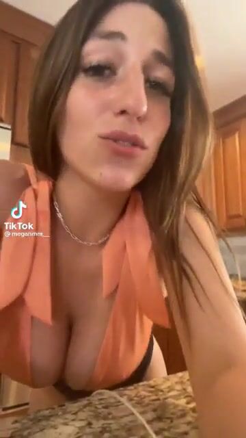 Love how her big milkers just bounce around so nice