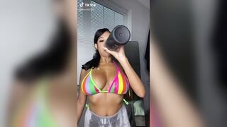 Sexy TikTok Girls: Wet melons #4