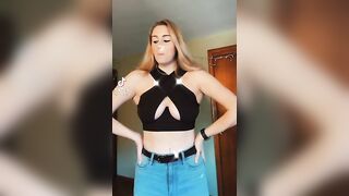 Sexy TikTok Girls: Love boob windows #1