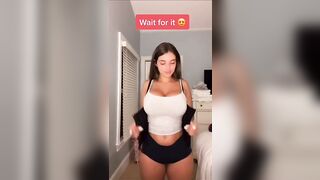 Sexy TikTok Girls: No user name but love that boobs #4