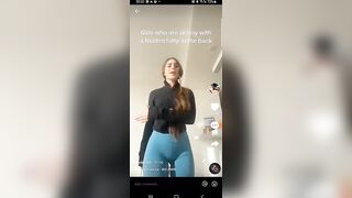 Sexy TikTok Girls: That Recoik #1