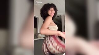 Sexy TikTok Girls: Curls are great #3