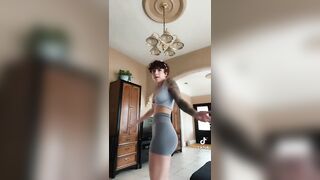 Sexy TikTok Girls: Pull out nonexistent #4