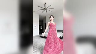 Sexy TikTok Girls: Traditional thot #2